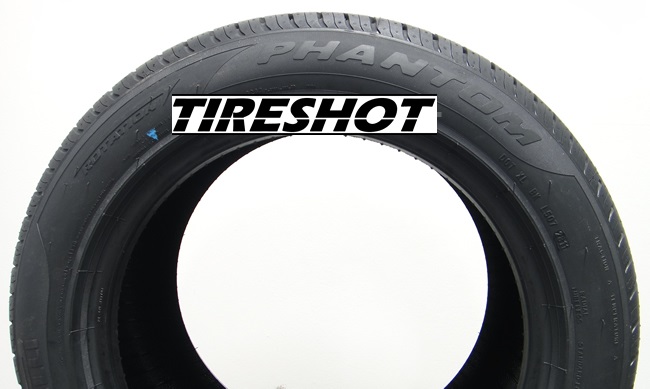 Tire Pirelli Phantom